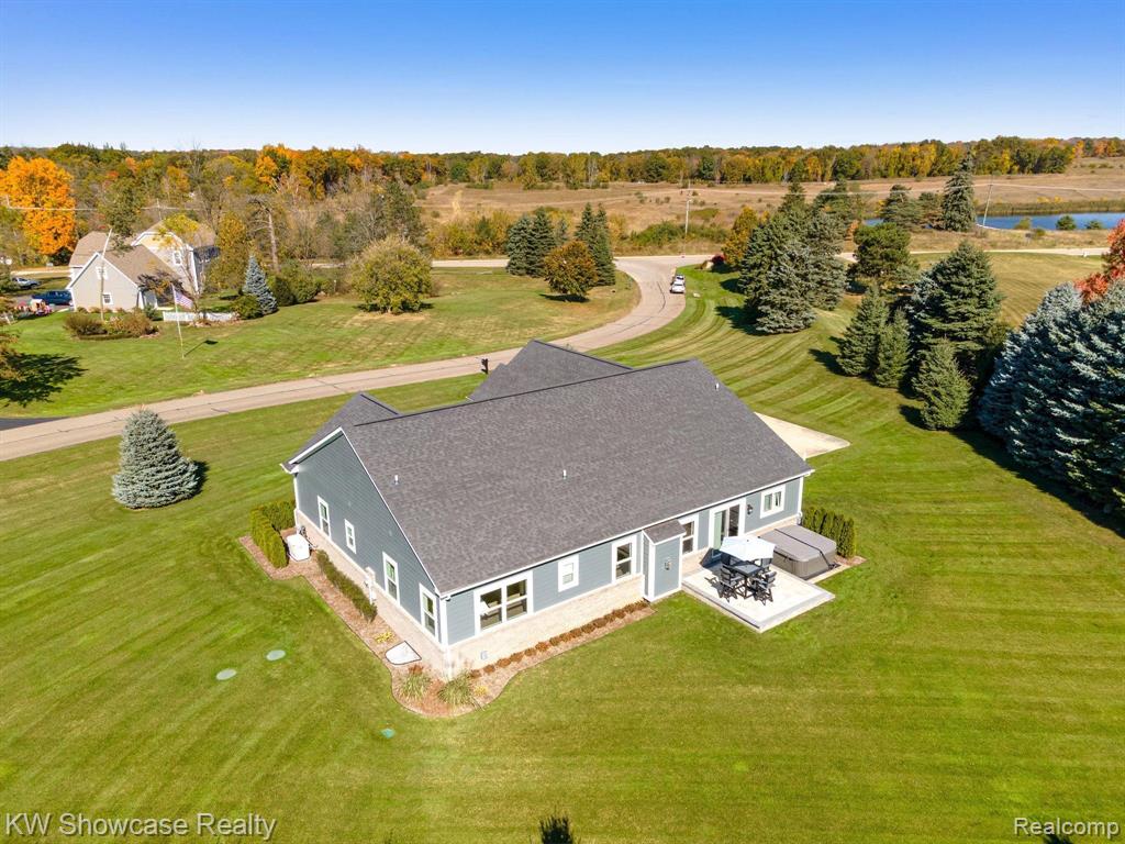 4276 TAGGETT LAKE Drive, Highland, MI — Photo 51