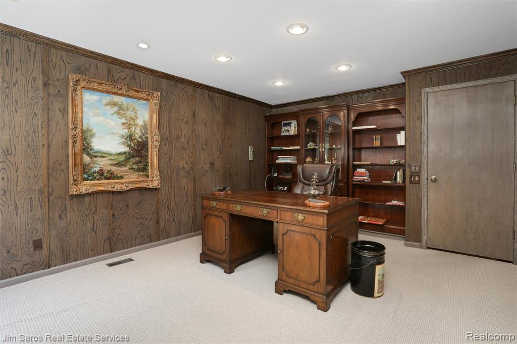561 Lake Shore Road, Grosse Pointe Shores, MI 48236 — Photo 24
