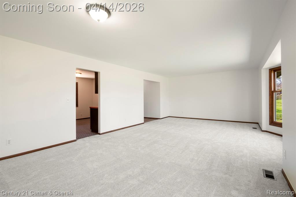 41100 White Haven Court, Northville, MI 48168 — Photo 16