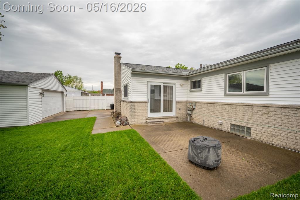 27188 Weddel Avenue, Brownstown, MI 48183 — Photo 24