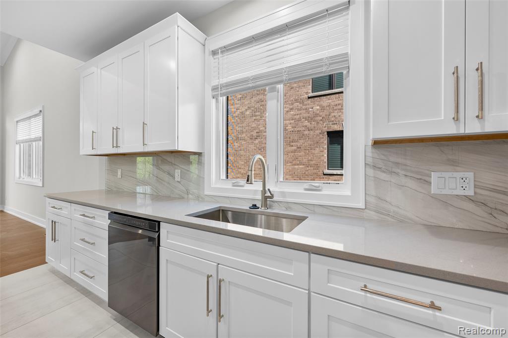 20249 Beacon Way, Northville, MI 48167 — Photo 23