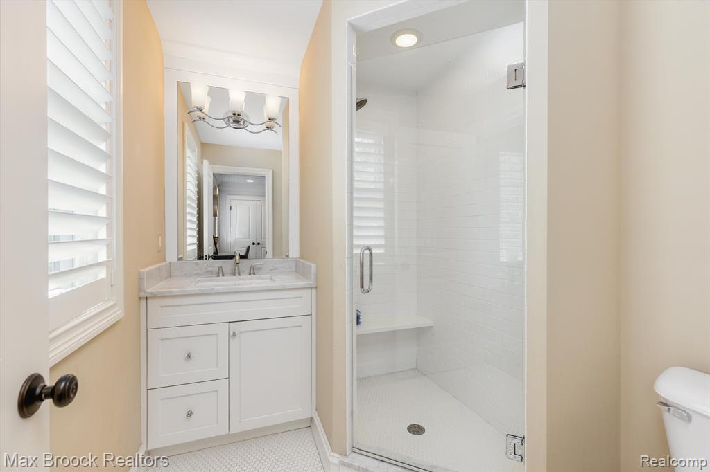 578 WOODLAND Street, Birmingham, MI 48009 — Photo 39