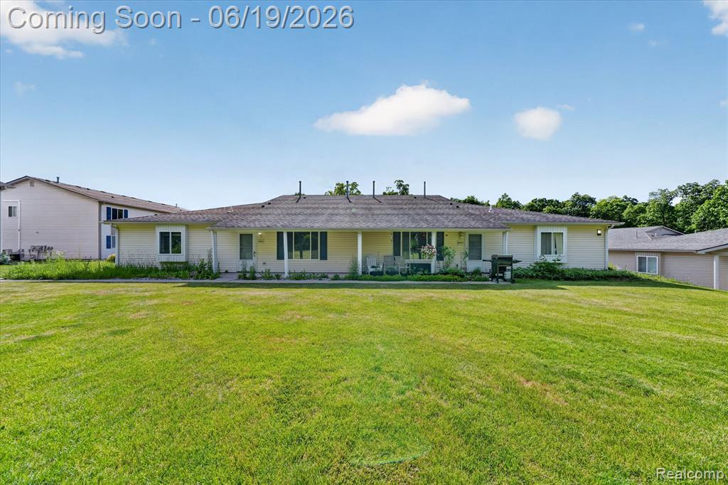 9543 Parkwood Drive, 267, Grand Blanc, MI 48439 — Photo 2