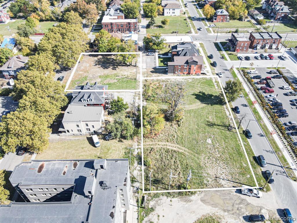 78 E PHILADELPHIA Street, Detroit, MI 48202 — Photo 2