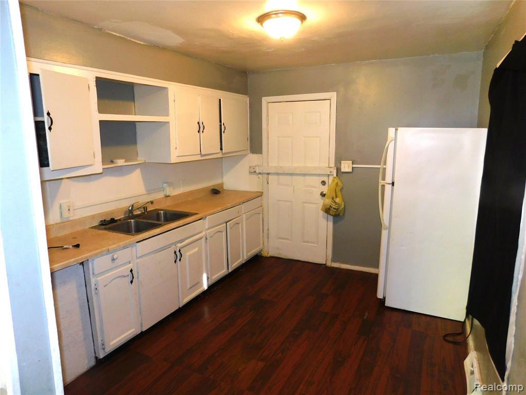 722 Barrie Avenue, Flint, MI 48507 — Photo 6