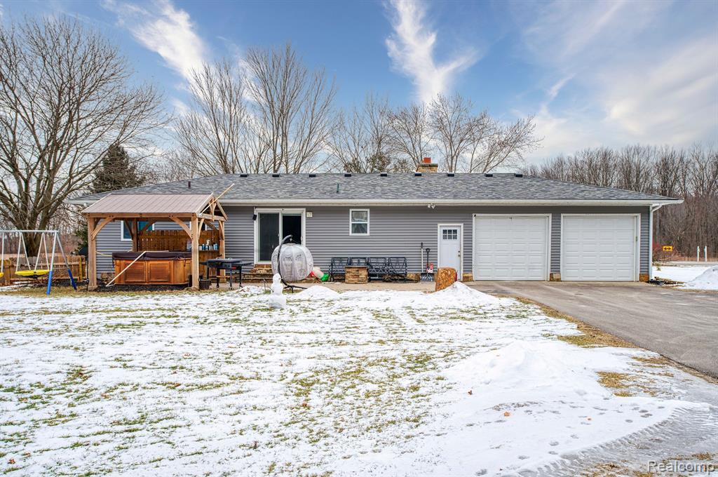 5217 BULL RUN Road, Gregory, MI 48137 — Photo 22