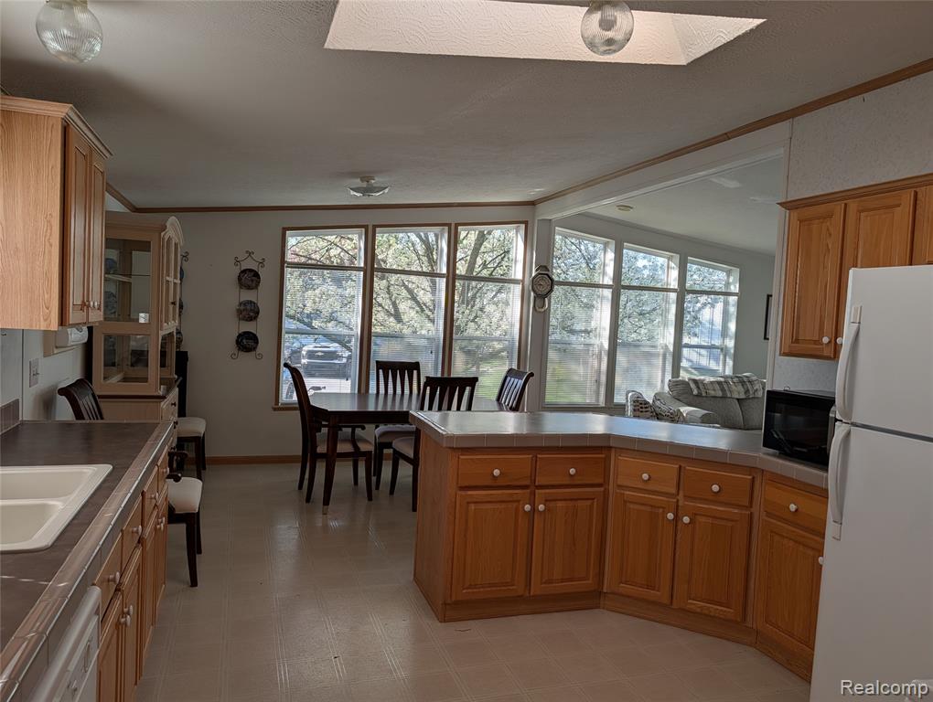 38083 Orleans, Clinton Twp, MI 48038 — Photo 2