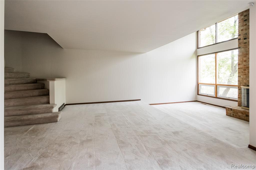 7118 Pebble Park Drive, West Bloomfield, MI — Photo 13
