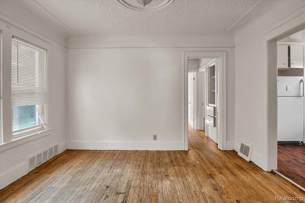8335 Wisconsin Street, Detroit, MI 48204 — Photo 12