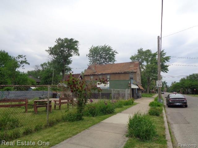 8415 Brush Street, Detroit, MI 48202 — Photo 8