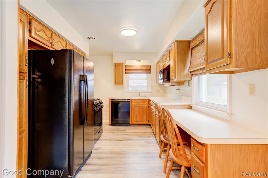 4708 Woodland Avenue, Royal Oak, MI 48073 — Photo 10