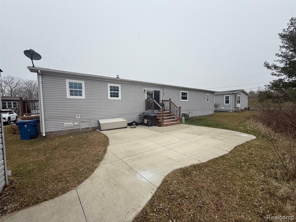 9922 Macbeth Street, Fenton, MI 48430 — Photo 33