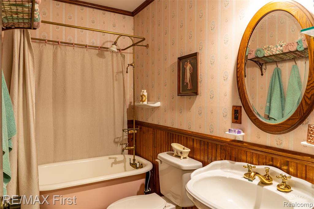 7470 Thornwood Street, Canton, MI 48187 — Photo 48