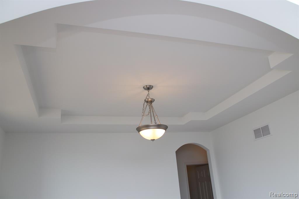 7296 Evergreen Trail, Almont, MI, 48003