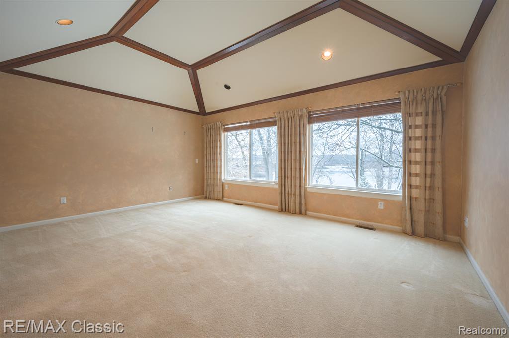 4661 Mallards Landing, Highland, MI — Photo 29