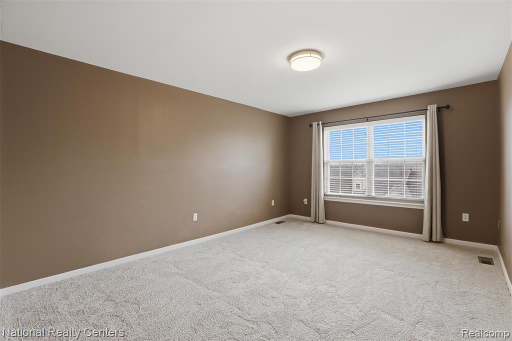 39647 Springwater Drive, Northville, MI 48168 — Photo 15