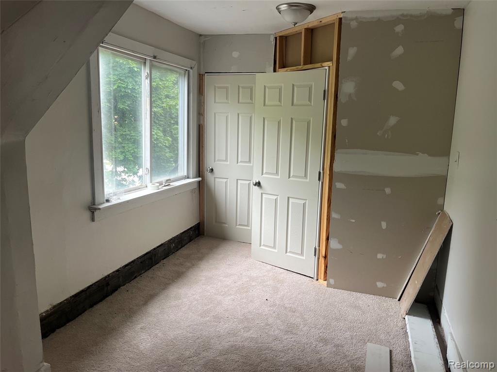 4848 Seminole Street, Detroit, MI 48214 — Photo 4