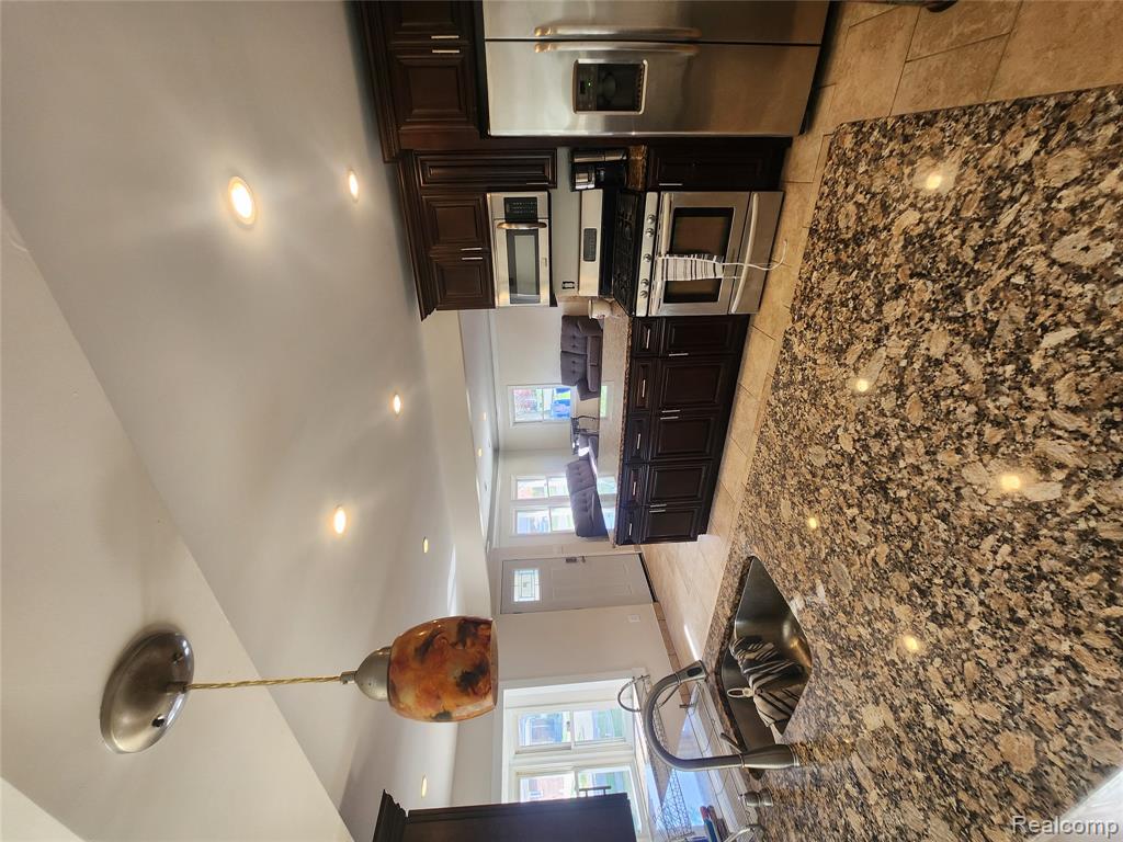 6878 Drexel Street, Dearborn Heights, MI 48127 — Photo 20