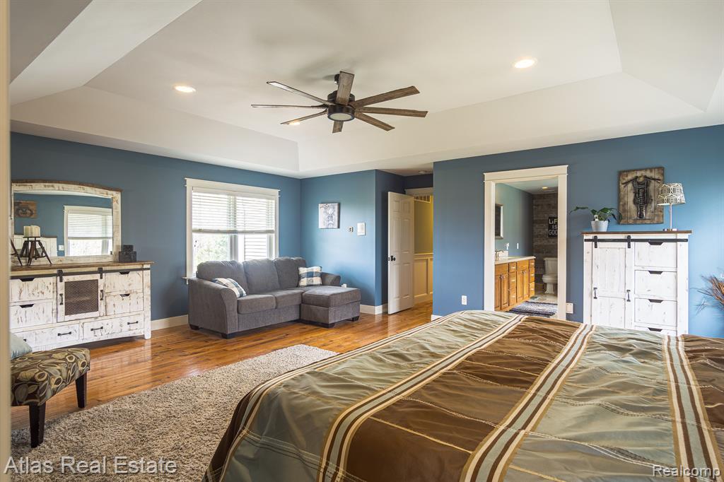 2716 LAKE GEORGE Road, Leonard, MI 48367 — Photo 61
