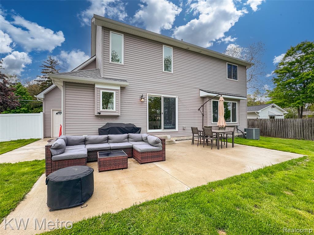 70276 N MAIN Street, Richmond, MI 48062 — Photo 2