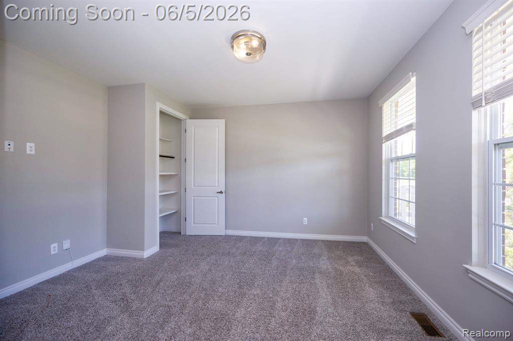 57558 Stoneleigh Drive, South Lyon, MI 48178 — Photo 15