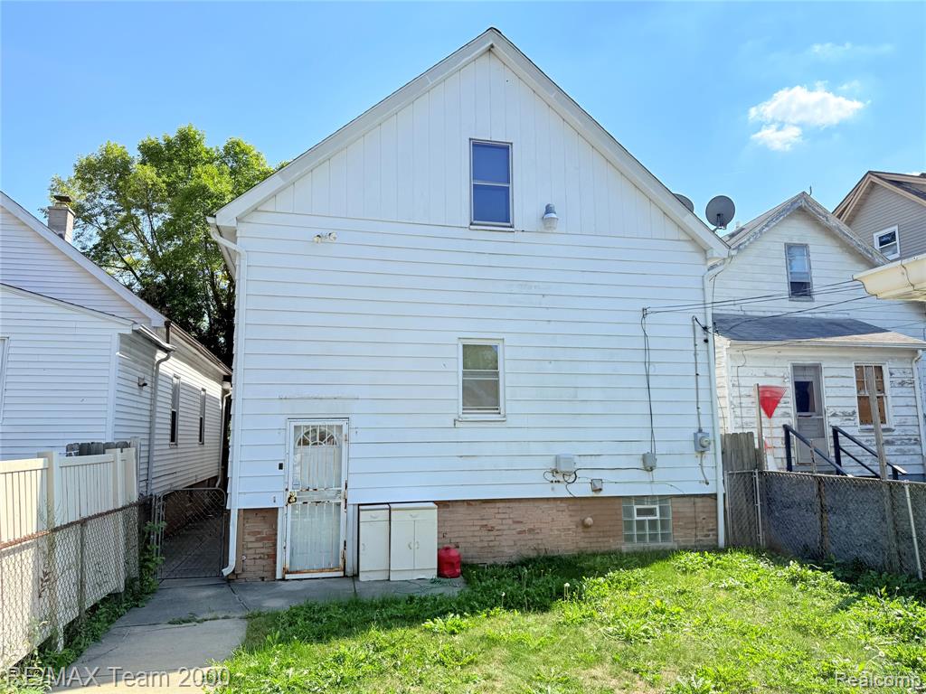 8120 Kirkwood Street, Detroit, MI 48210 — Photo 2