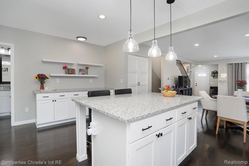 469 Kerby Road, Grosse Pointe Farms, MI 48236 — Photo 9