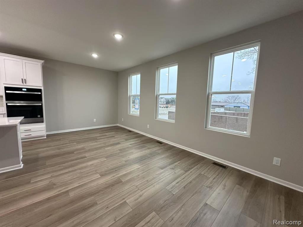 43111 Atwood Avenue, Novi, MI — Photo 5