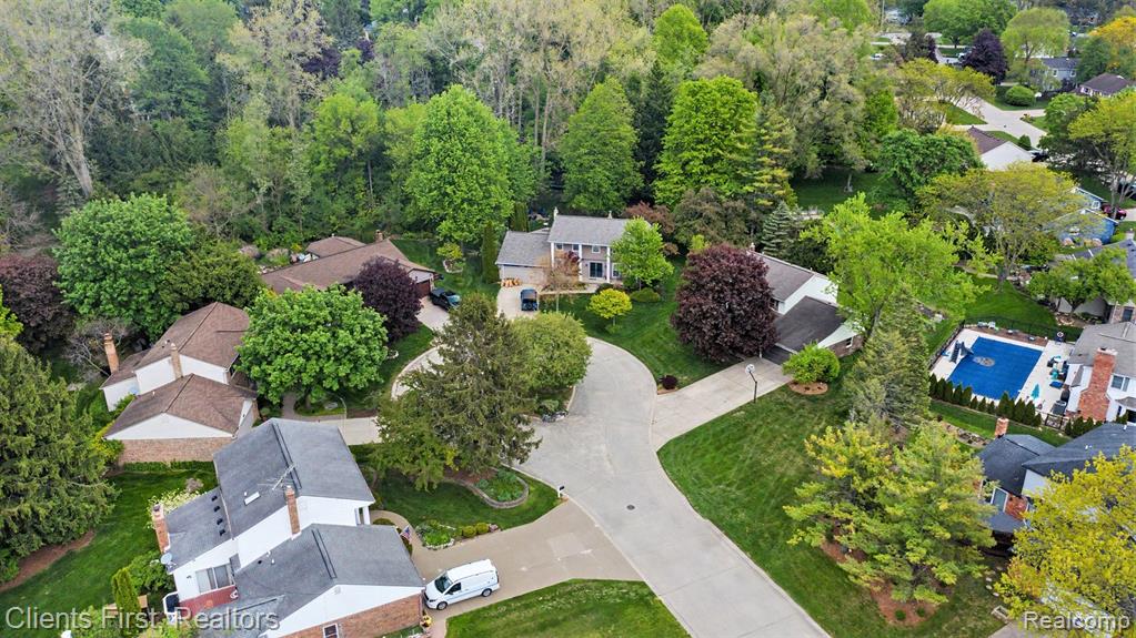 42542 Knollwood Court, Northville, MI 48168 — Photo 35