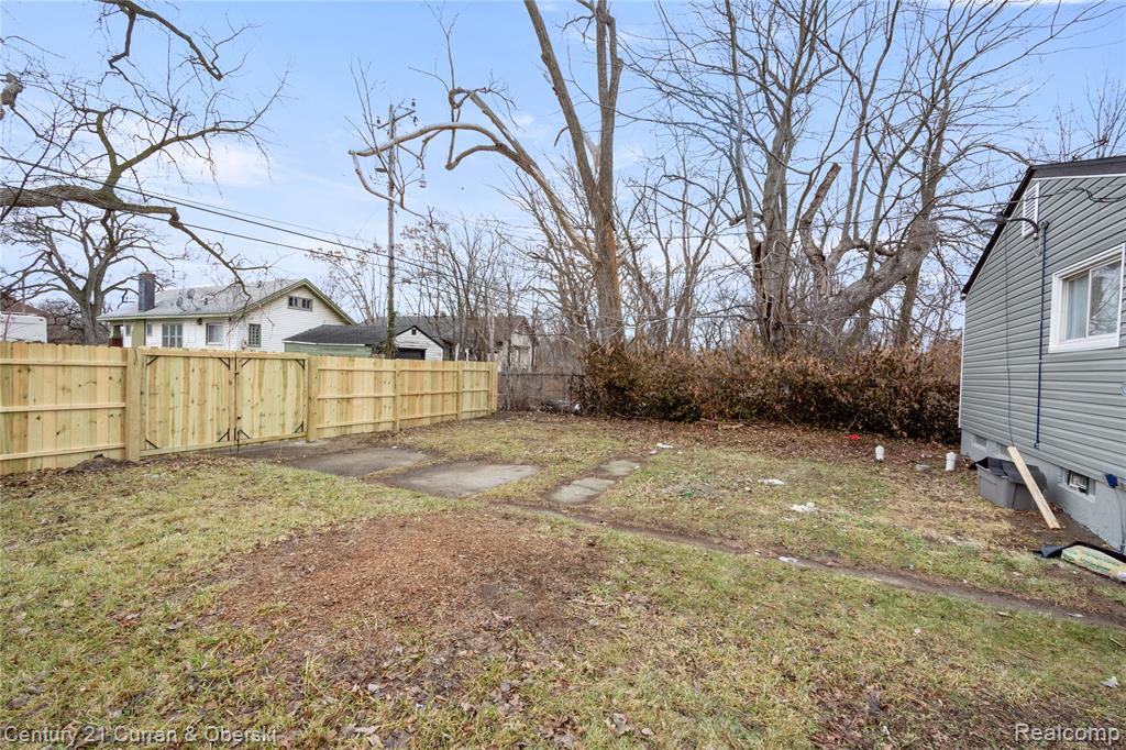 9901 Yellowstone Street, Detroit, MI 48204 — Photo 24
