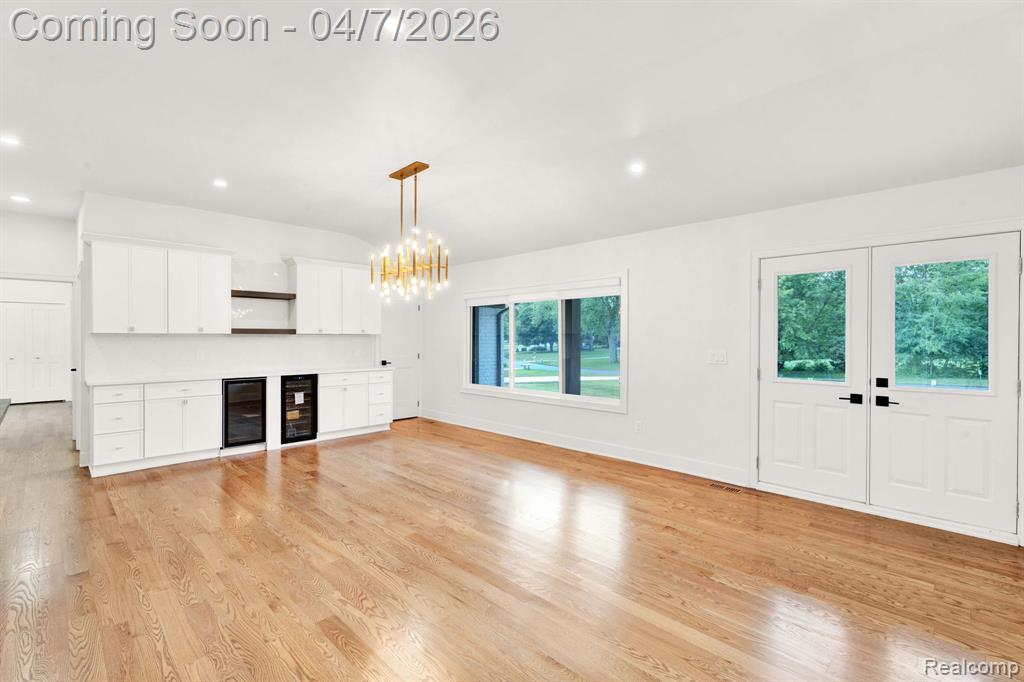 6284 Malvern Drive, Troy, MI 48098 — Photo 12