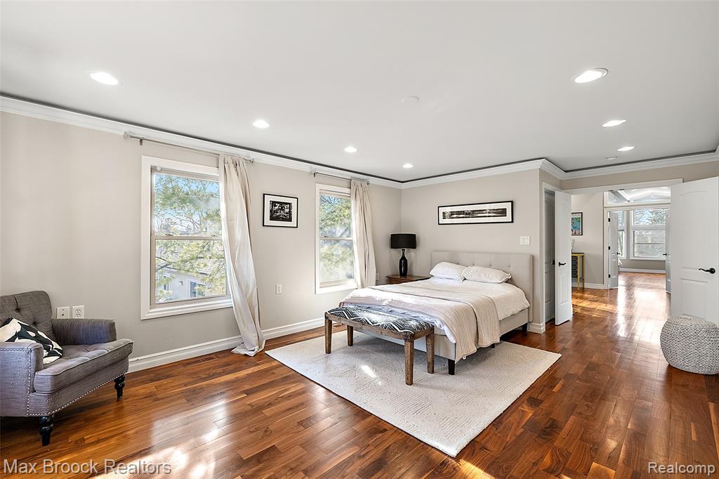 5645 Eastman Boulevard, West Bloomfield, MI 48323 — Photo 13