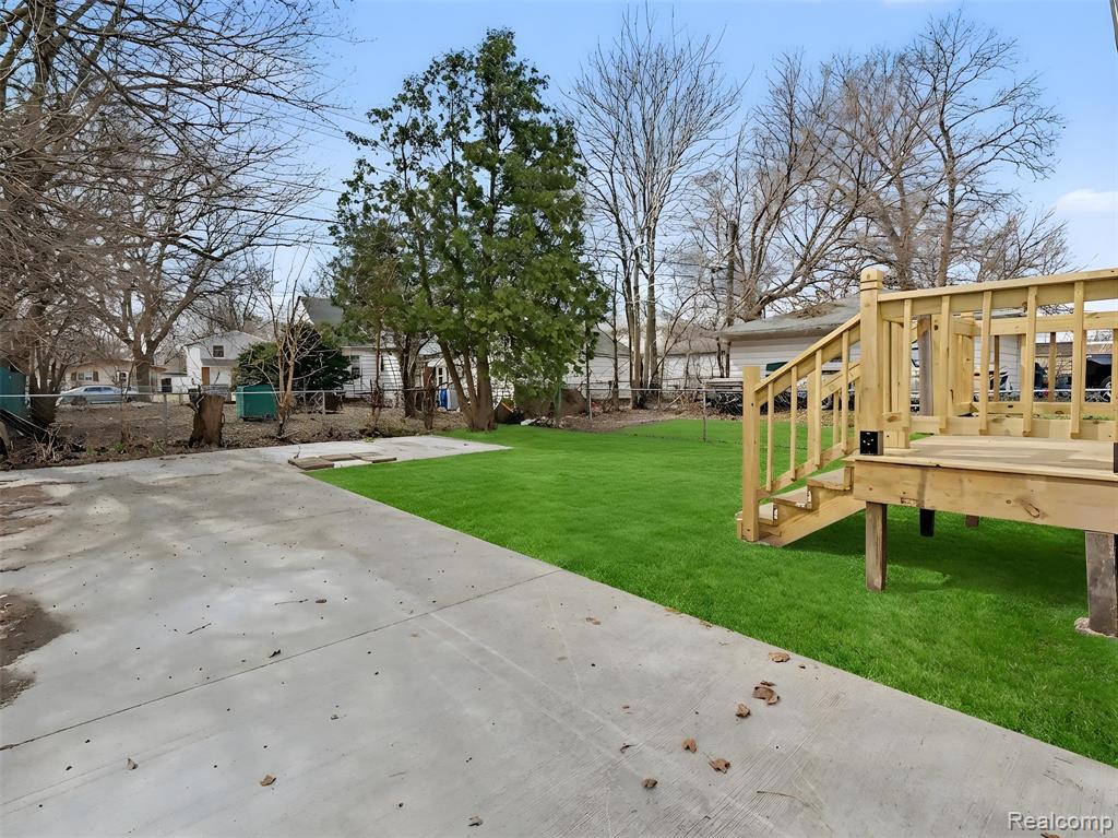 1032 E Maxlow Avenue, Hazel Park, MI 48030 — Photo 37
