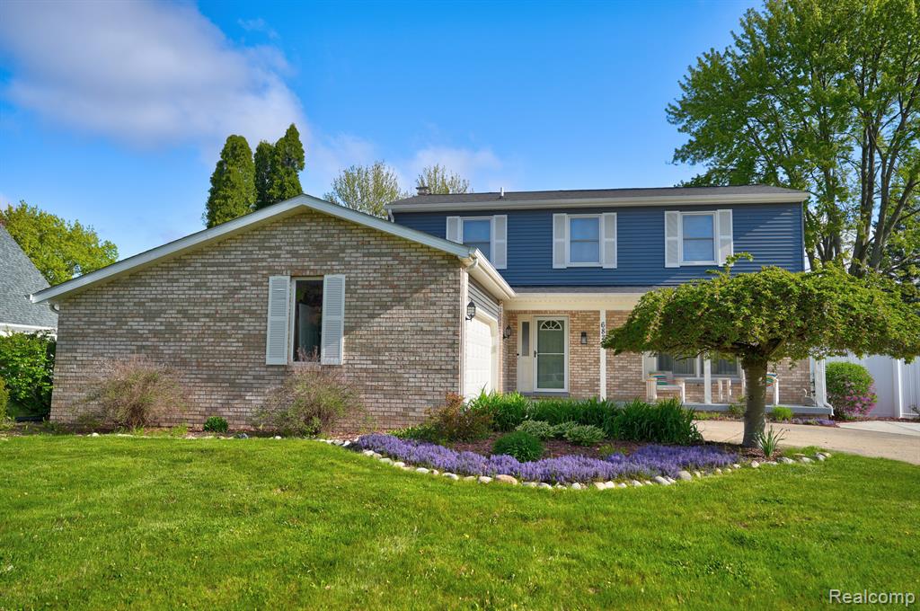 682 Zehnder Drive, Frankenmuth, MI 48734 — Photo 2
