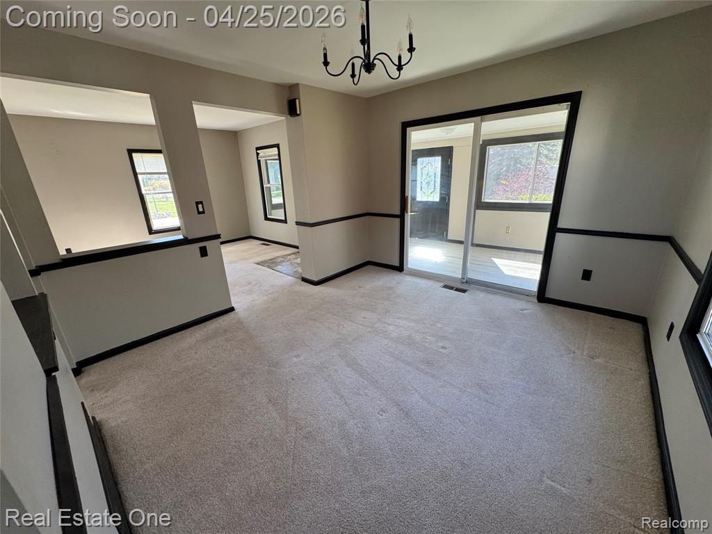 148 Marion Avenue, Waterford, MI 48328 — Photo 6