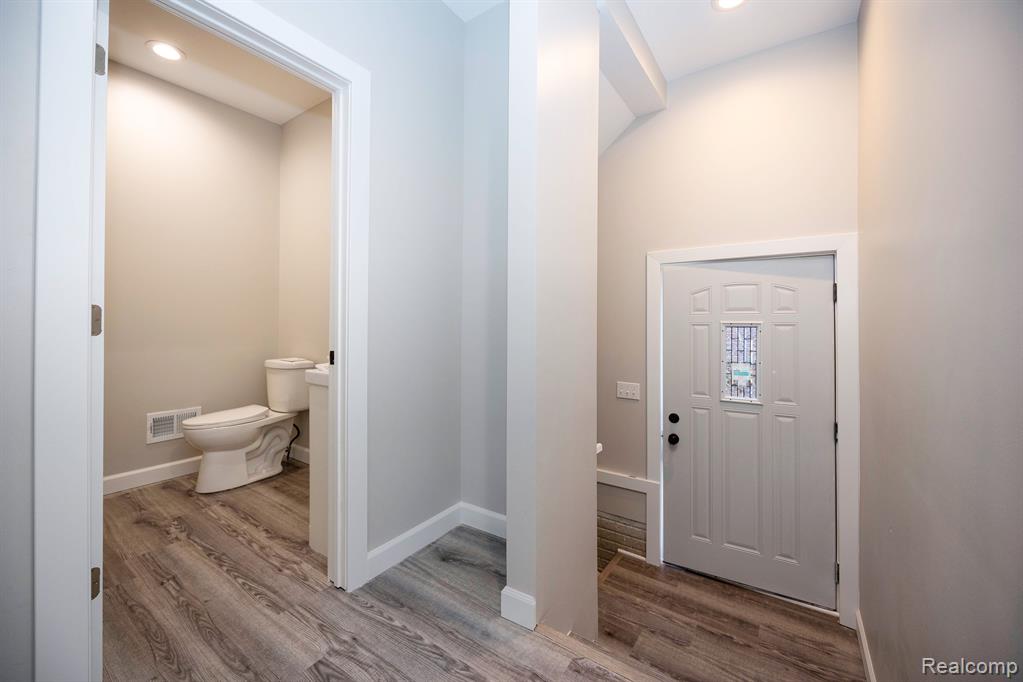 7519 Orchard Avenue, Dearborn, MI 48126 — Photo 27