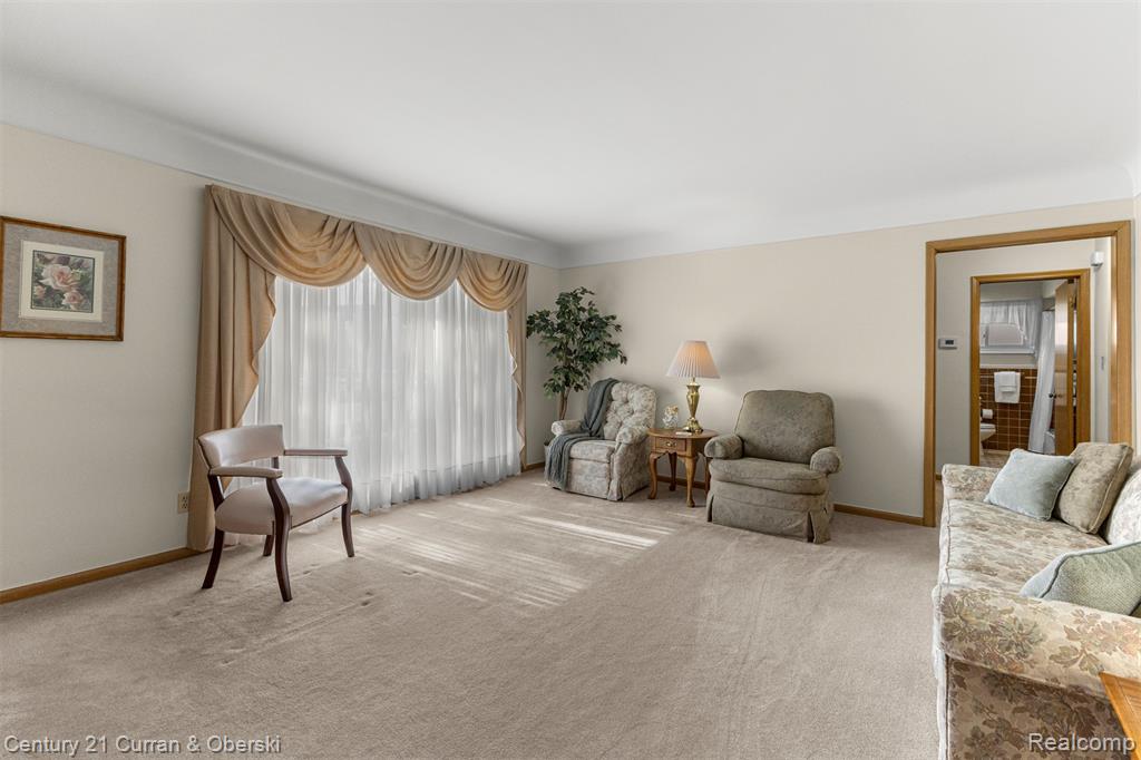 8262 Vine Avenue, Allen Park, MI 48101 — Photo 10