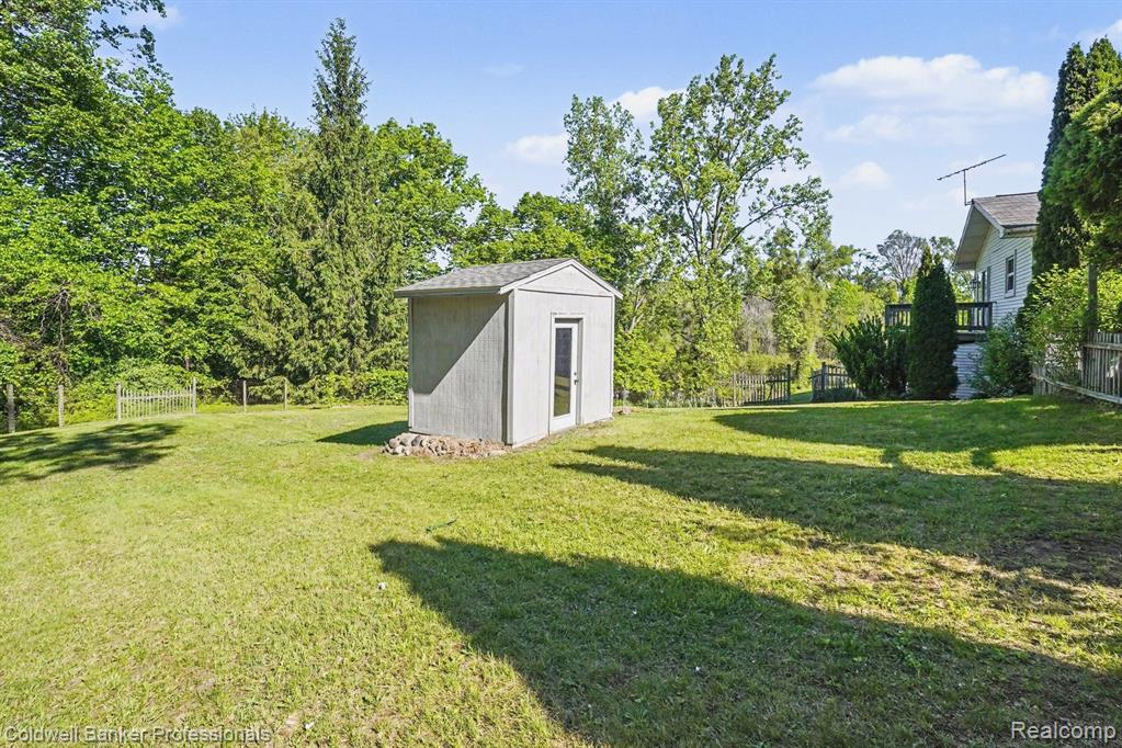 8610 Highland Road, White Lake, MI — Photo 16