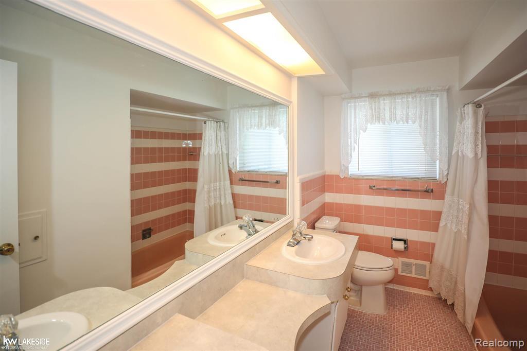 13325 Iowa Drive, Warren, MI 48088 — Photo 14