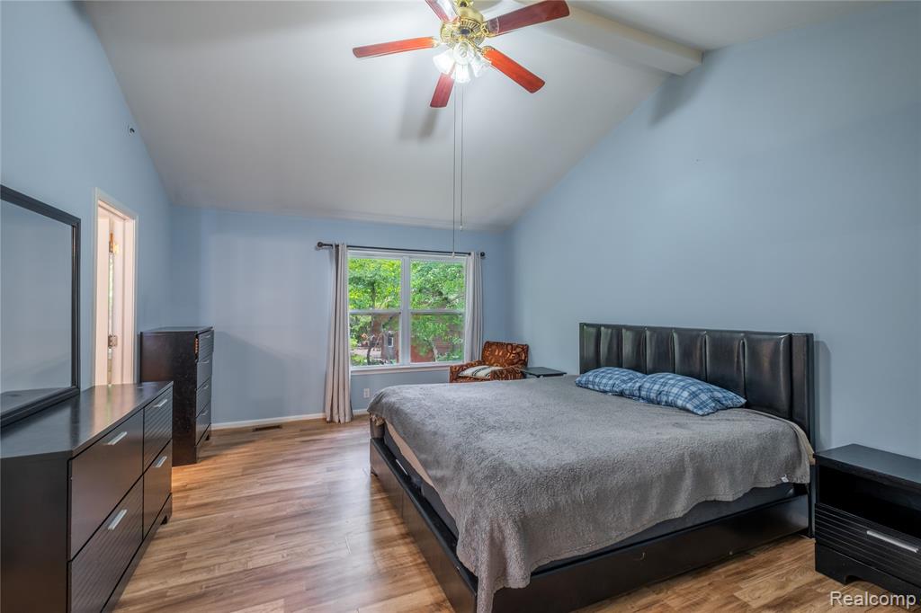 1250 Walloon Way, Lake Orion, MI — Photo 11