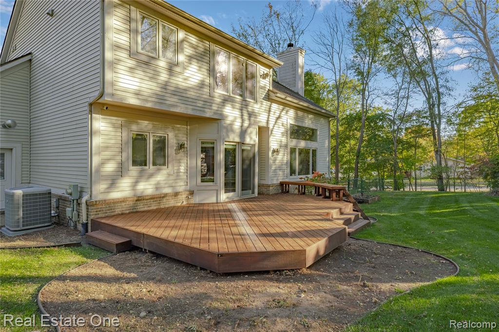 4659 Camelina Street, Commerce Twp, MI 48382 — Photo 6