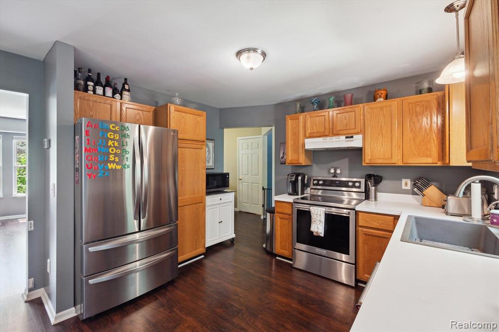 4060 STANMOOR Drive, Waterford, MI 48329 — Photo 12