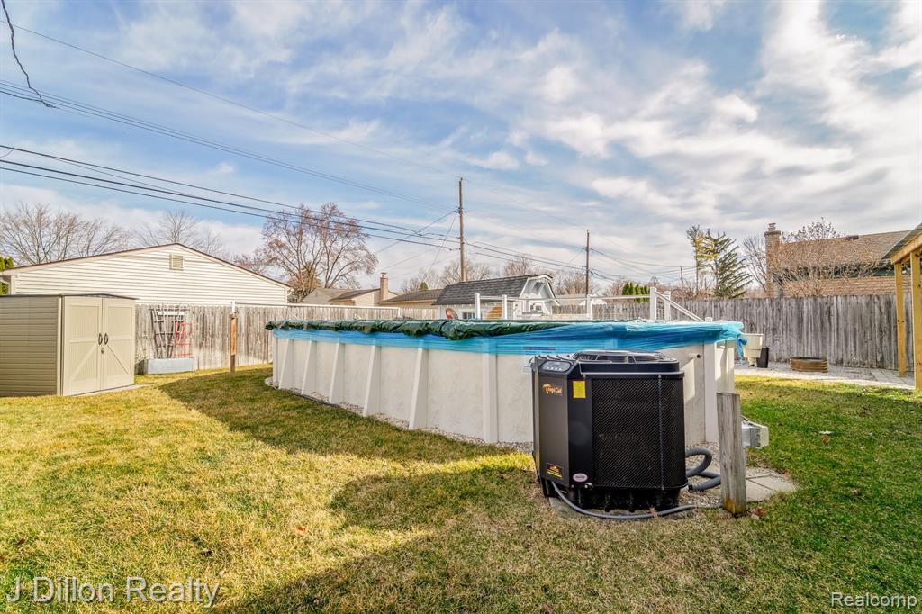 39830 EDMUNDTON Drive, Canton, MI 48187 — Photo 57