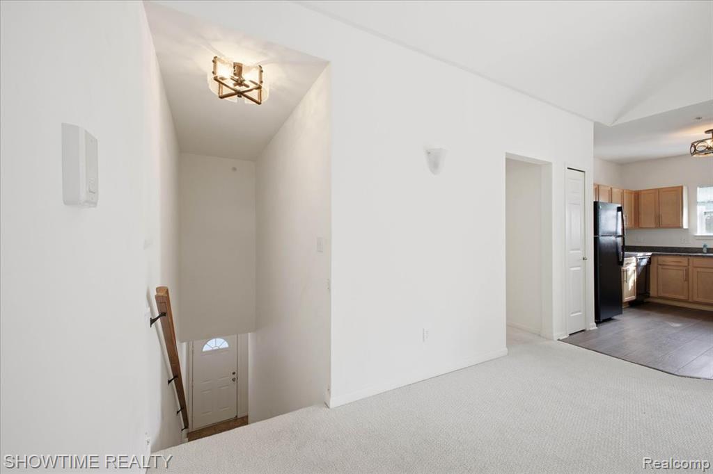 25938 MARITIME Circle S, Harrison Township, MI — Photo 3