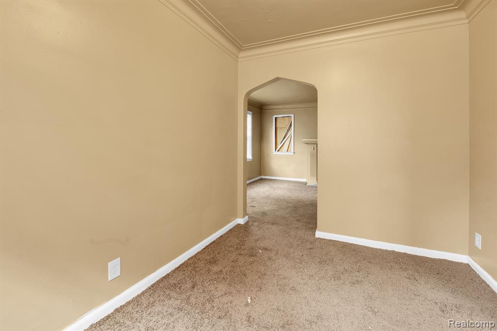 9566 HUBBELL Street, Detroit, MI 48227 — Photo 5
