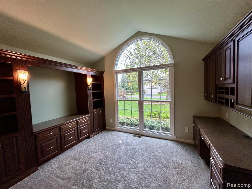 4791 Roundtree Drive, 1, Brighton, MI 48116 — Photo 19