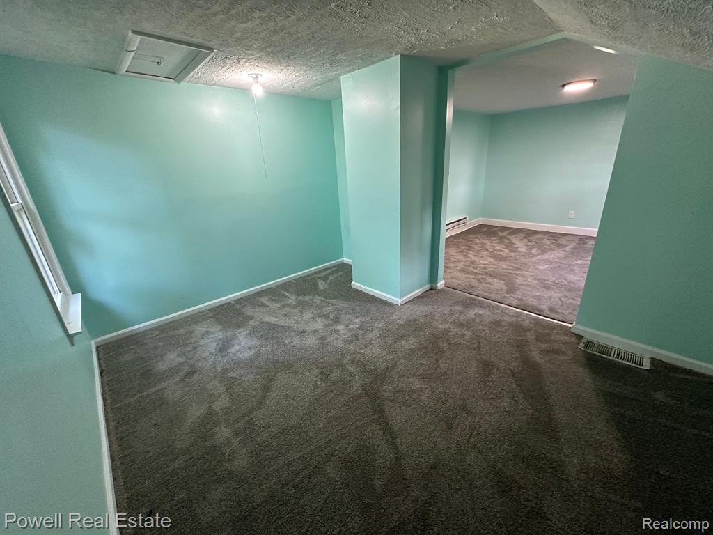 43 SUMMIT Street, Pontiac, MI 48342 — Photo 21