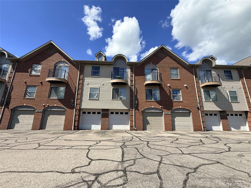 2916 Signature Boulevard, Ann Arbor, MI 48103 — Photo 39
