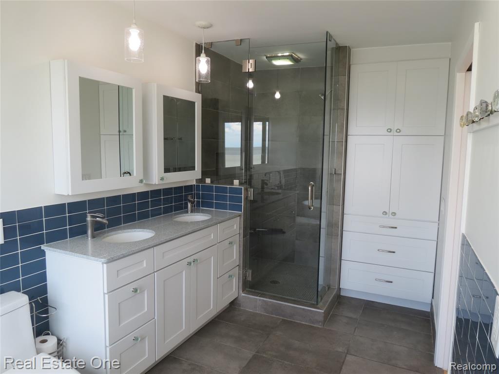 4583 Allen Cove Road, Luna Pier, MI 48157 — Photo 44