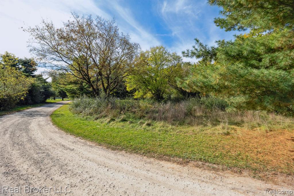 4610 Crane Court, Ypsilanti, MI 48197 — Photo 10